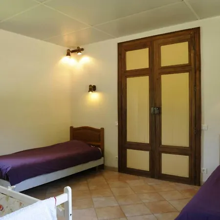 Colombé-le-sec, 3 Pièces, 4 Personnes - Fr-1-543-76 Casa vacanze Colombé-le-Sec